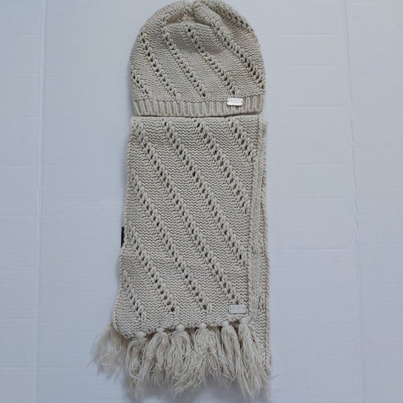 knitting bonnet and scarf with tossil pair by XOXO color beige, one size - Picture 6 of 6